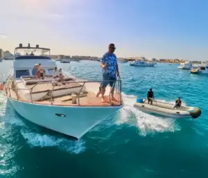 Exclusive Red Sea private boat rental Hurghada - SAYOUB luxury boat