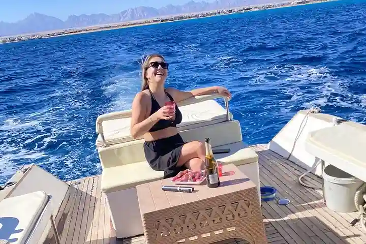 Exclusive Red Sea private boat rental Hurghada - SAYOUB luxury boat