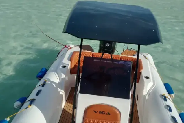 Private speedboat cruising across the Red Sea in Hurghada