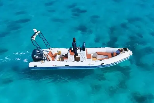 Private boat trip in Hurghada with our experienced captain at the helm