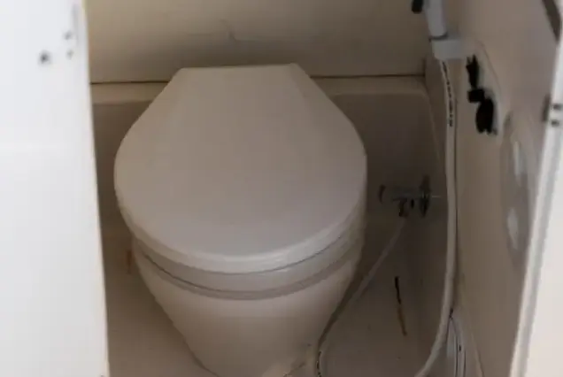 Small private boat in Hurghada with toilet