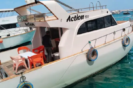 private boat trip magawish island hurghada