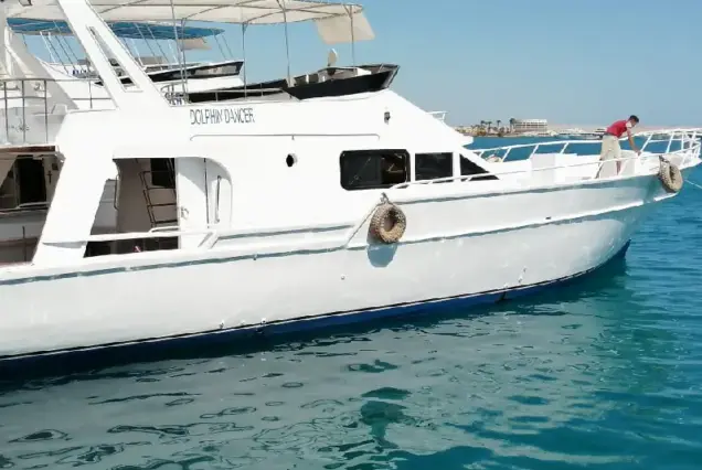 private boat trip magawish island hurghada