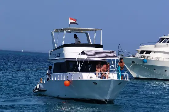 private boat trip orange bay hurghada