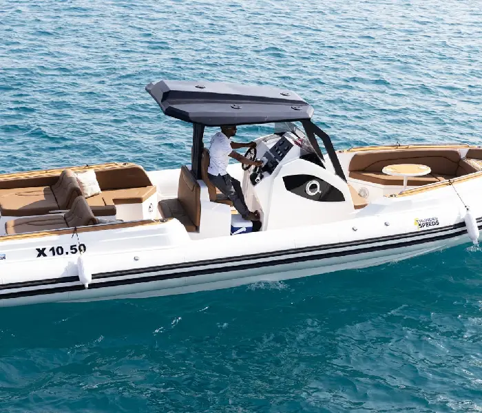 Private speedboat Hurghada at Al-Mashrabiya Hotel marina Red Sea